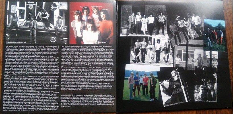 разворот (фотографии взяты с сайта discogs.com)