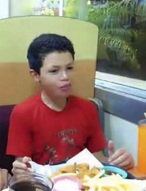 Ангел Перез, 12 лет