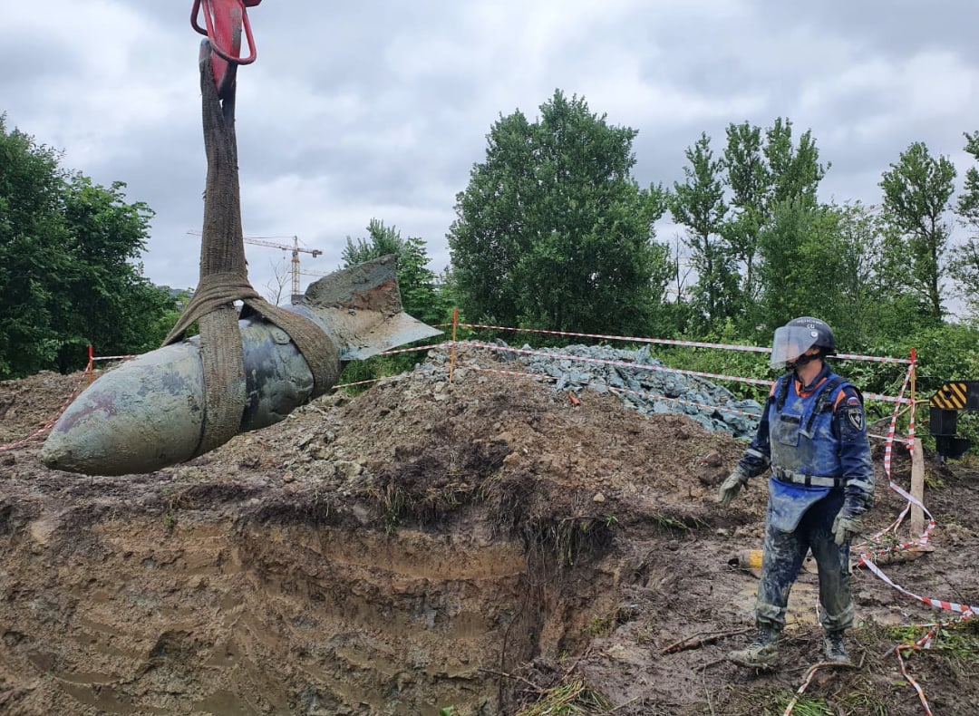 Авиабомба ликвидирована. Фото: ГУ МЧС России по Санкт-Петербургу