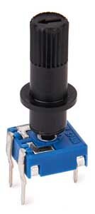 В зависимости от своего строения потенциометры делятся на два больших класса: цифровые и аналоговые. Основным элементом цифрового потенциометра является резистивная лестница, где на каждом шаге схемы имеются электронные переключатели. В конкретный момент времени происходит закрытие только одного электронного выключателя, что задает определенную величину сопротивления. За счет количества шагов в лестнице определяется диапазон разрешения потенциометра. Аналоговый потенциометр может изменять свое значение непрерывно, но, как правило, в более узком диапазоне и сам резистор будет иметь большие габариты.