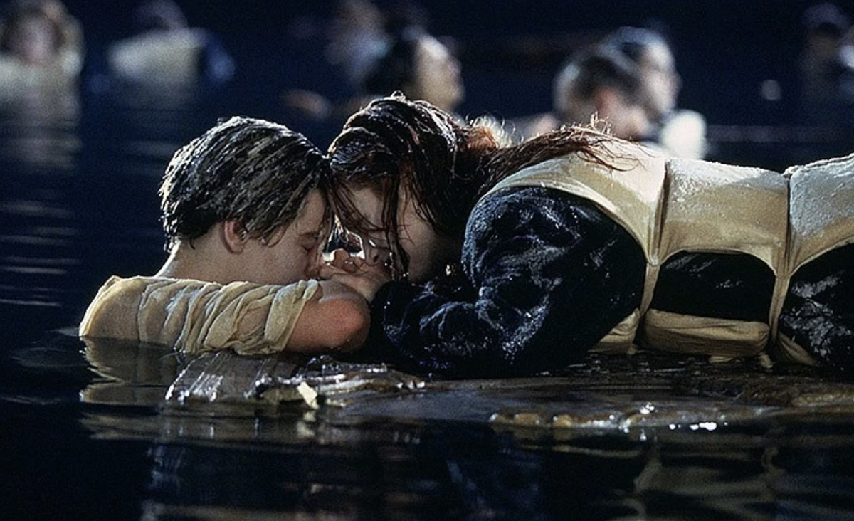 Титаник 1997 Кэмерон. Титаник кадры. Титаник Роуз и Джек.