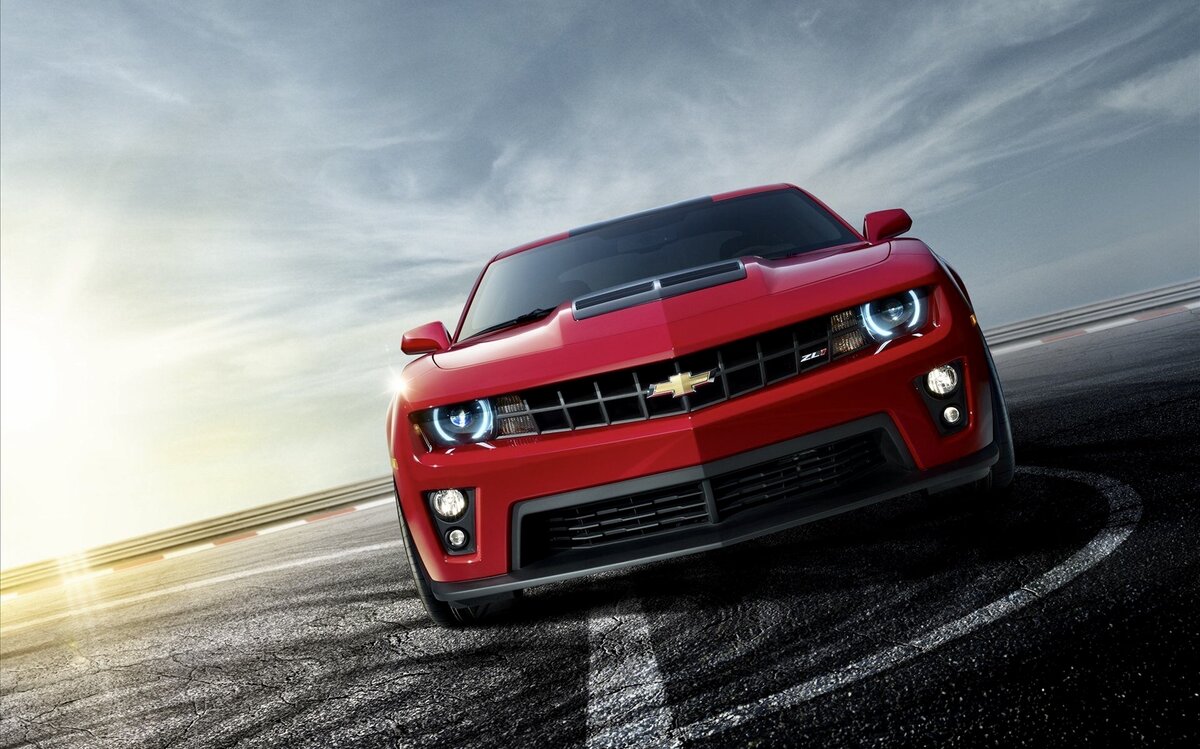Chevrolet Camaro V поколения в заводском тюнинге ZL1.