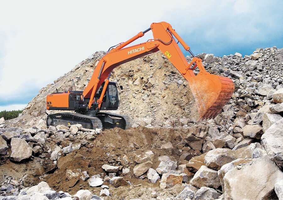 Российский завод Hitachi начинает производство экскаватора ZX400LCH-5G