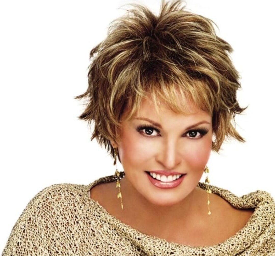 Хотела её сфоткать, но она мне не позволила. Примерно выглядит она так же как на этом фото. Фото с Яндекс Картинки.