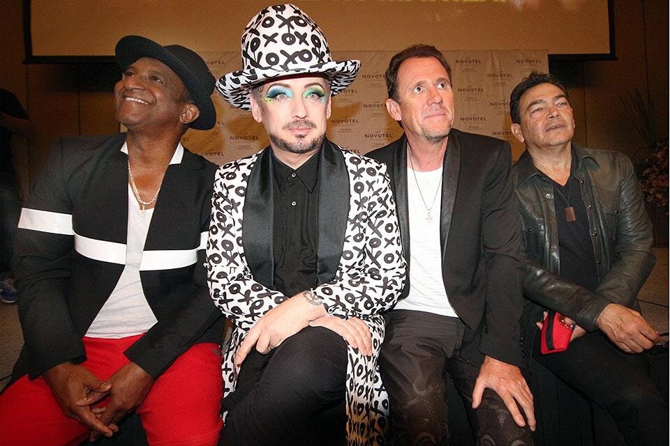 Бой джордж и техподдержка