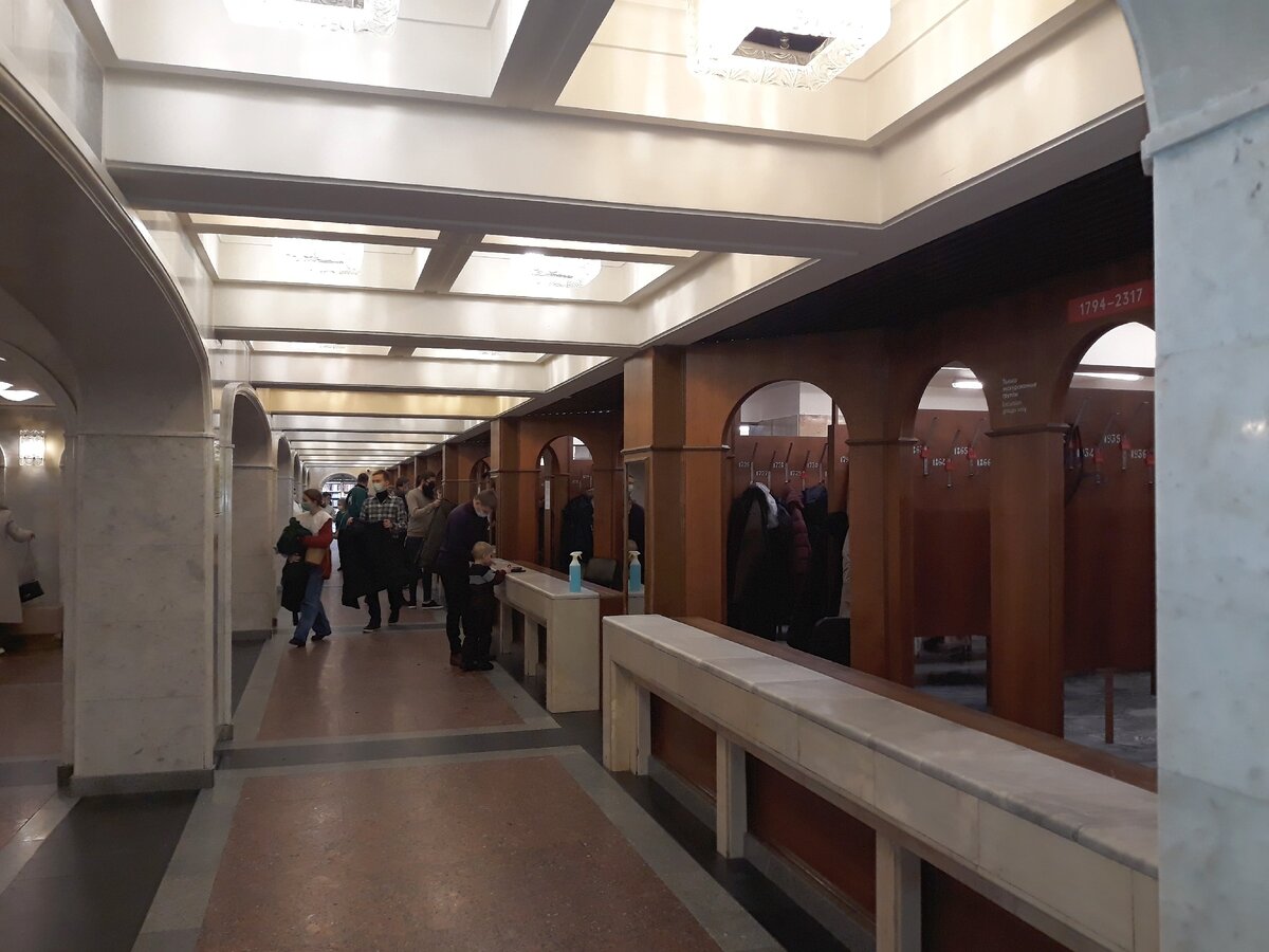 Третьяковская галерея.  Гардероб.