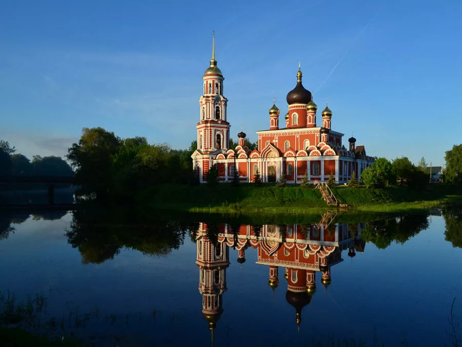 Город старая русса время