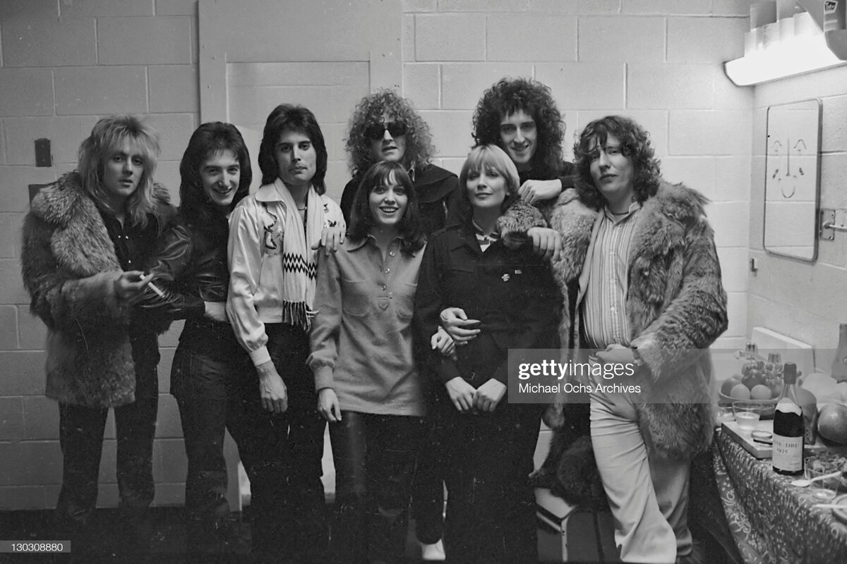 Queen In Montreal British rock band Queen pose with Ian Hunter of Mott the Hoople (centre) and music producer Roy Thomas Baker (right) at the Montreal Forum, 26th January 1977. (Photo by Michael Ochs Archives/Getty Images)