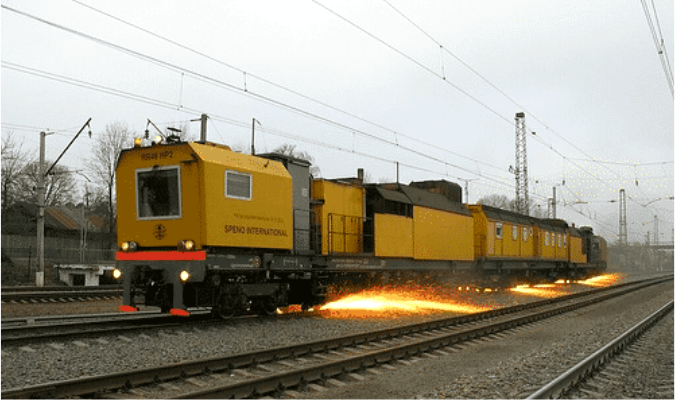 Рельсошлифовальный поезд. Источник: https://www.yaplakal.com/forum2/topic1554850.html