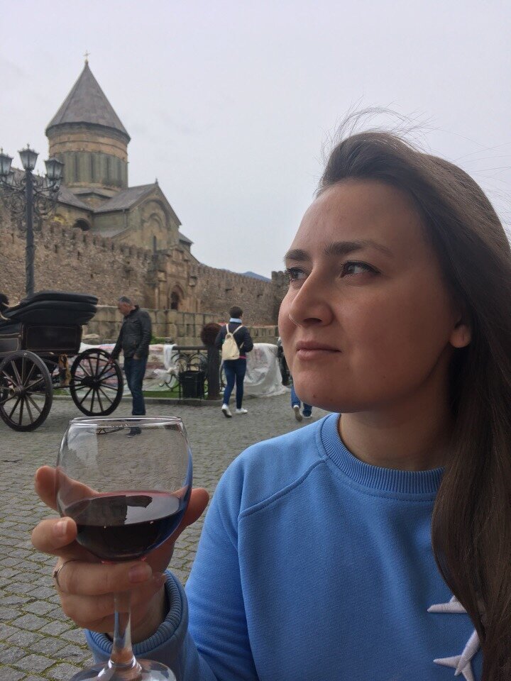 Поднимем бокалы с гранатовым соком за мой первый заработок на Дзен!