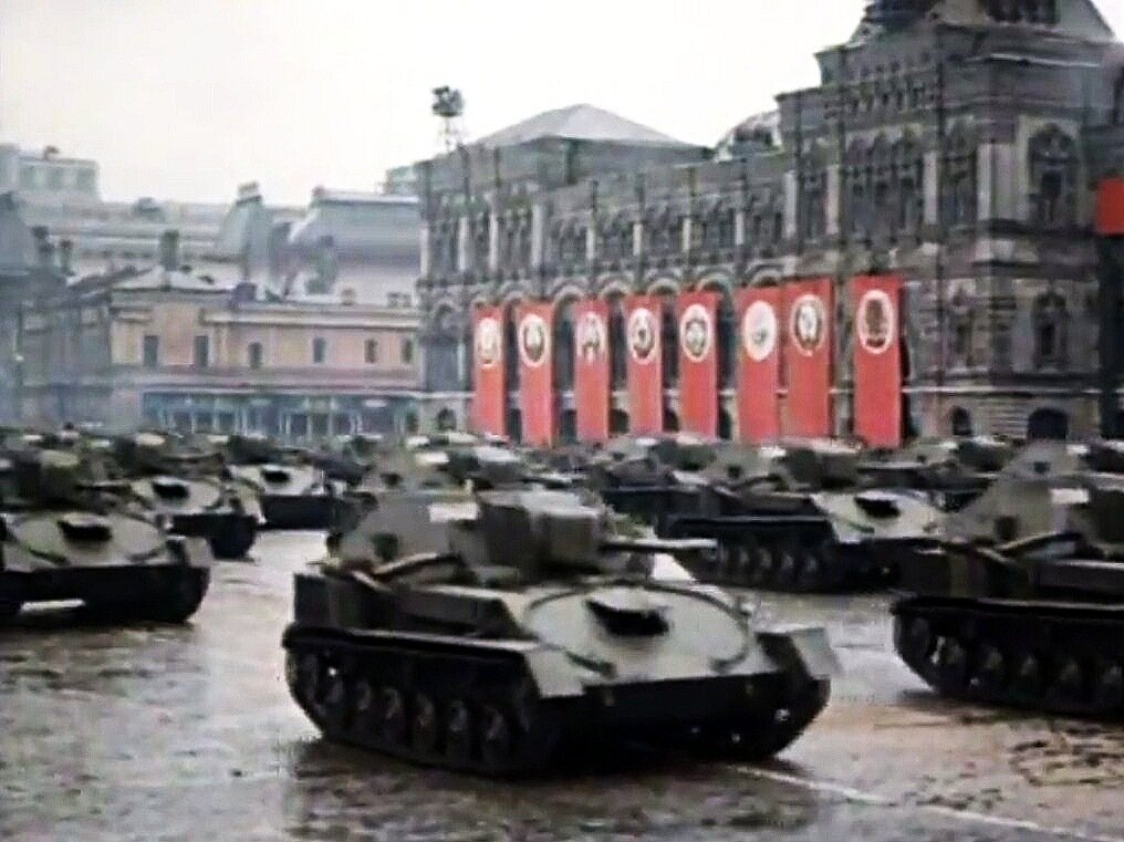 Парад победы 1945 картинки цветные