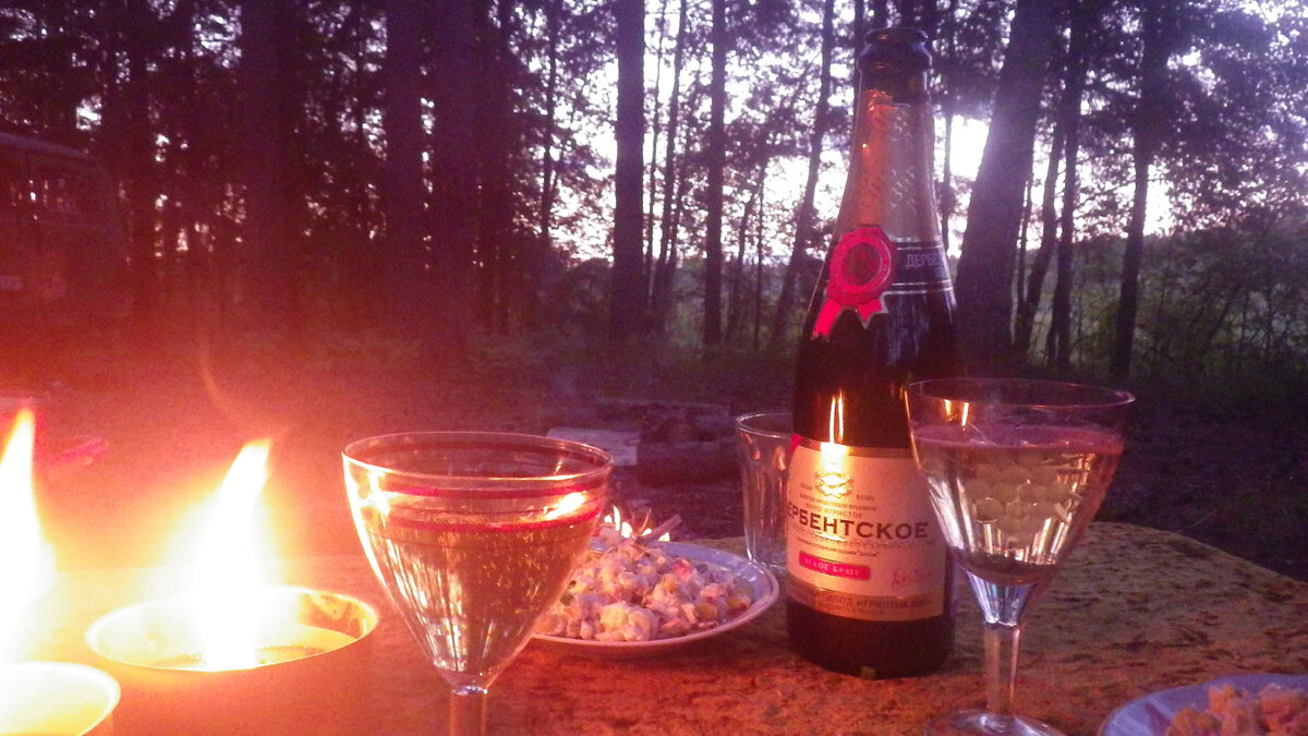 кажется целая жизнь уже