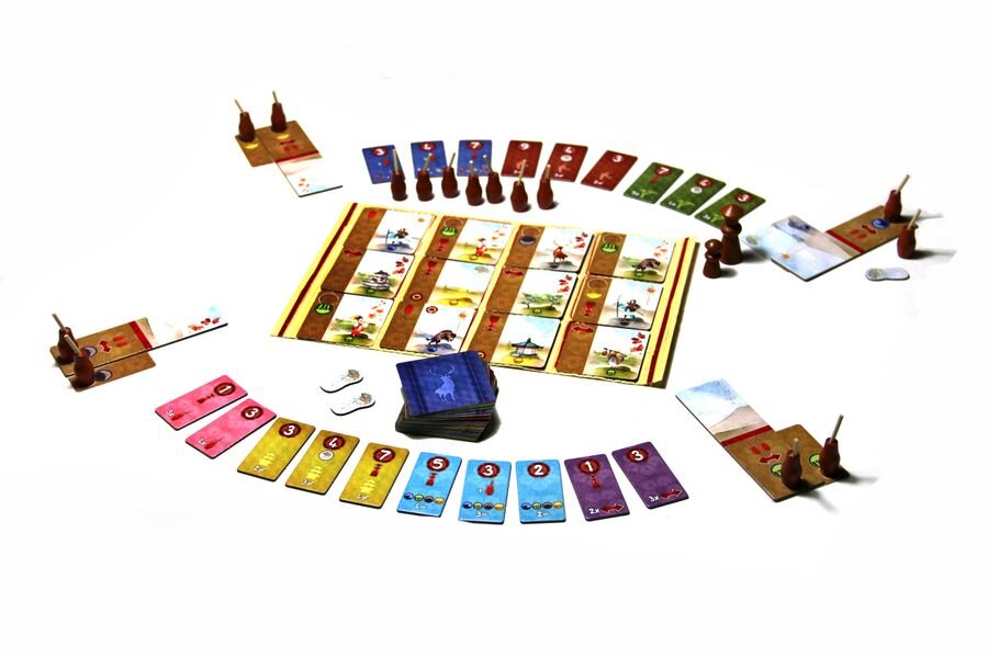Начальная раскладка на четверых. Фото с сайта https://boardgamegeek.com