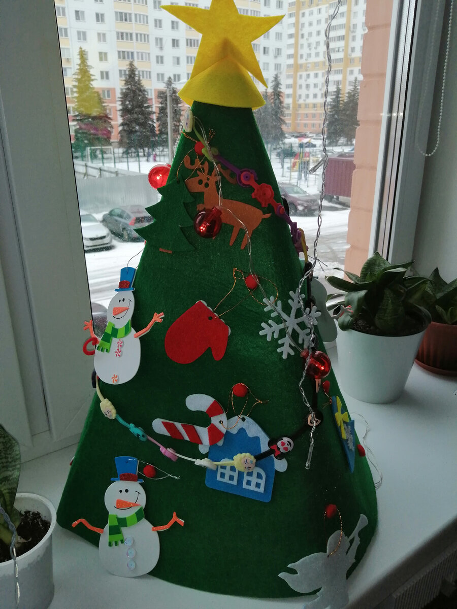 Елочка дочки. 