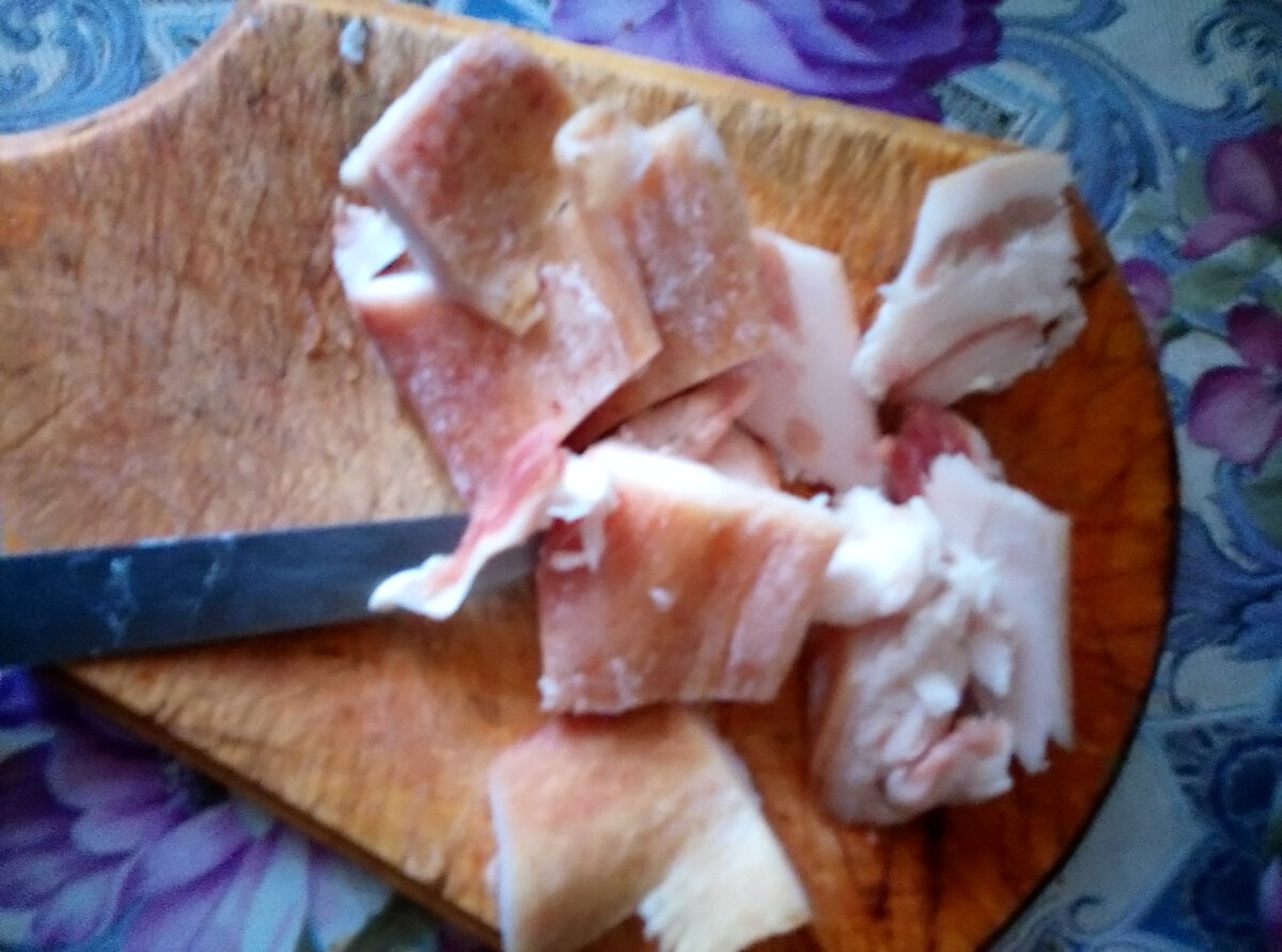 Свиное сало за 20 руб/кг