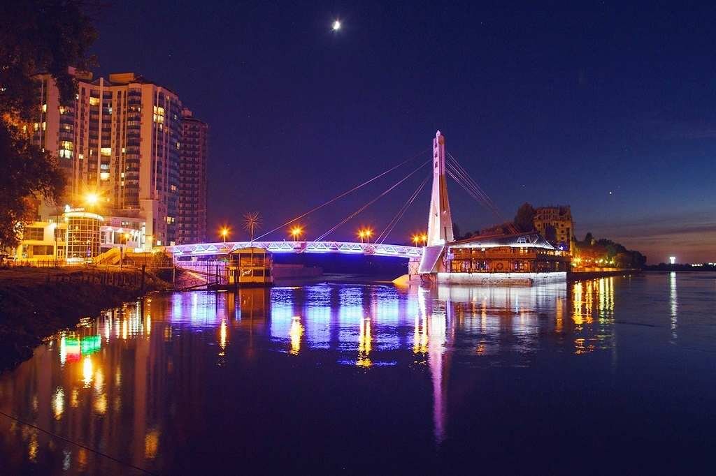 мост поцелуев