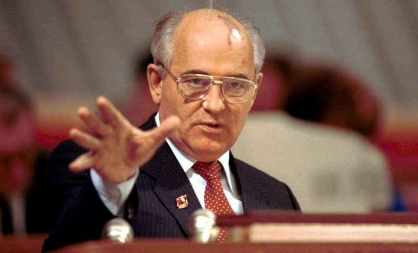                                                      Президент СССР Горбачев 