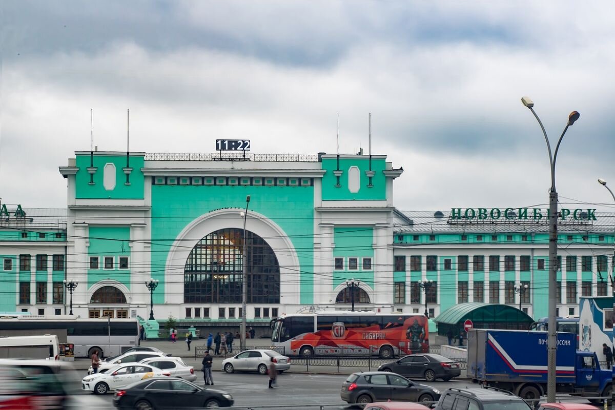   Город Новосибирск выставили на продажу за 800 миллионов рублей