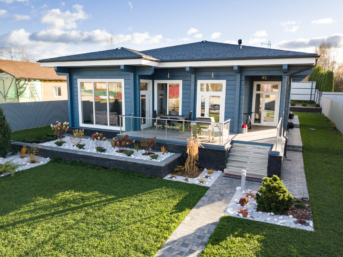 Дом. Фото, разумеется, мое))