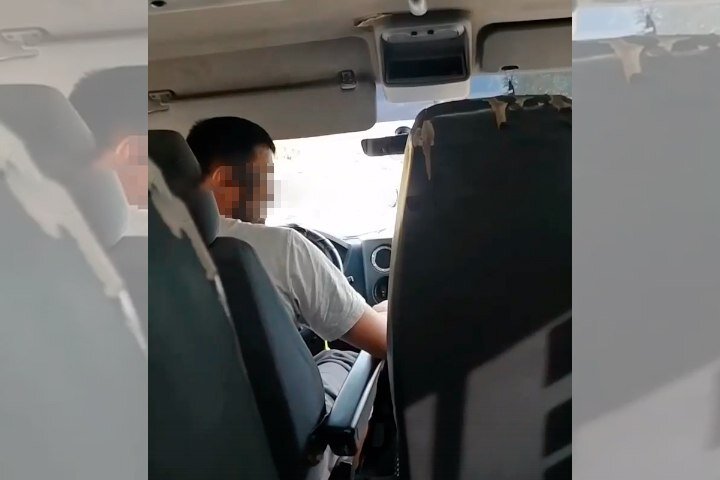 Фото: скрин с видео инцидента/группа ВКонтакте "Чёрное и Белое Магнитогорск"