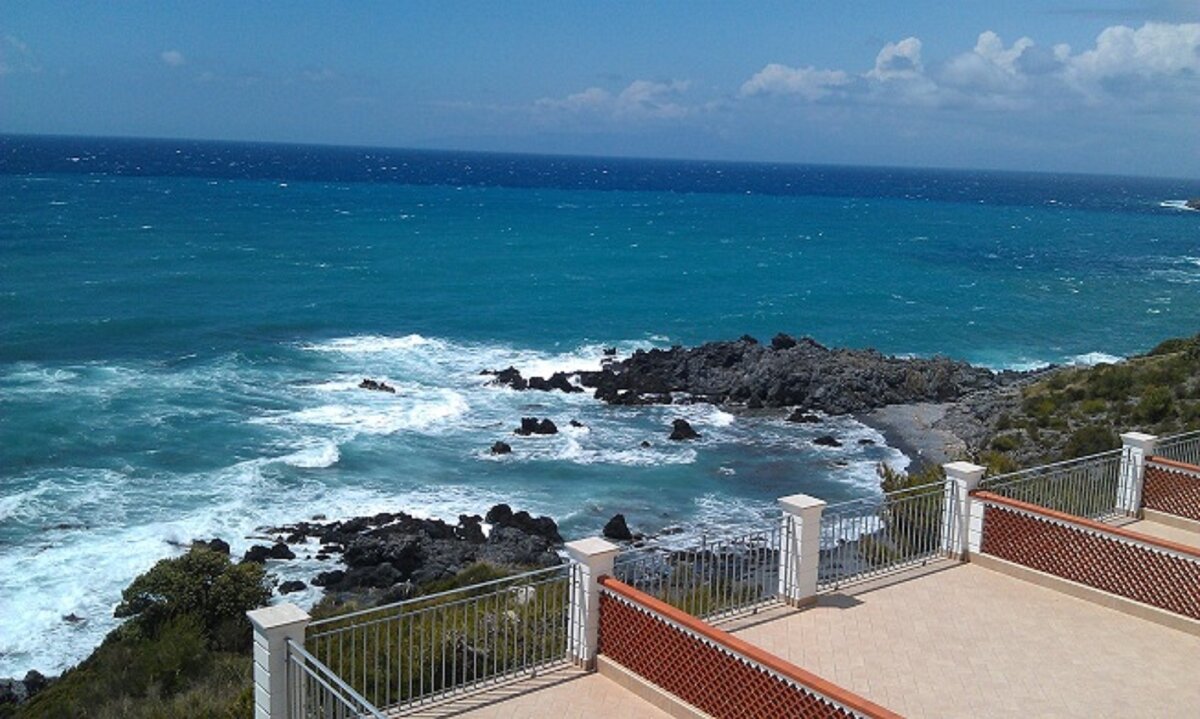 Итальянские апартаменты с видом на море