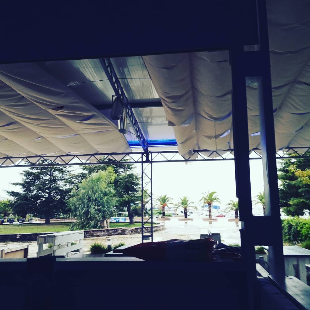 karinamontenegro20 #crnagora🇲🇪 #onemore #more #montenegro #sea #одноморе
#adriahomes
Вода вокруг, дождь... One more, rain...