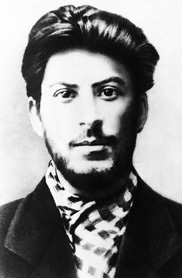 Сталин в молодости 