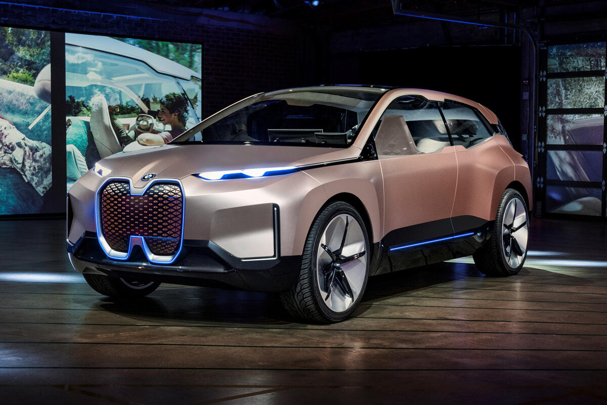 BMW iNext 