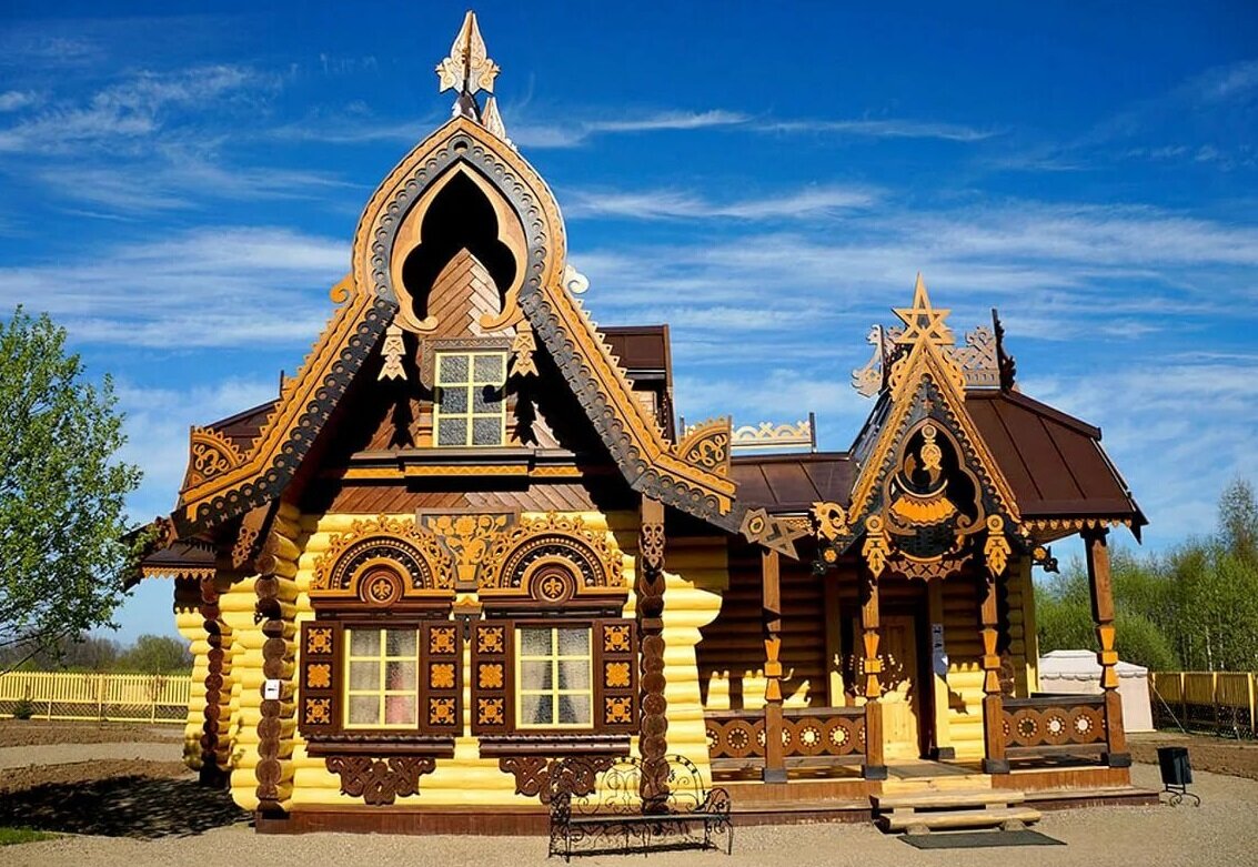 Фото Яндекс Картинки.      Русские хоромы.