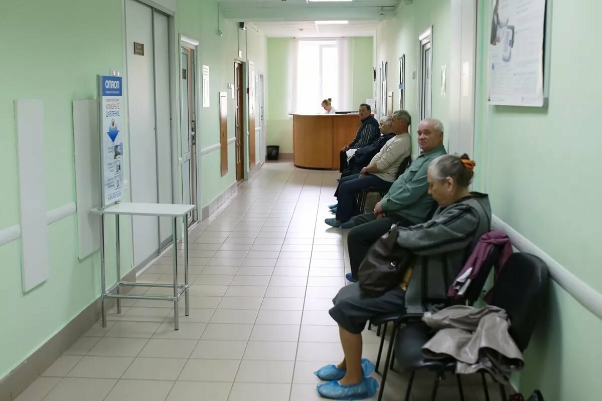 Очередь к терапевту