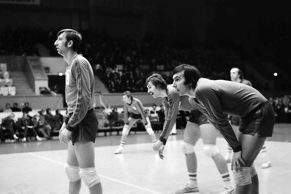 Мысли ( это что за подача )