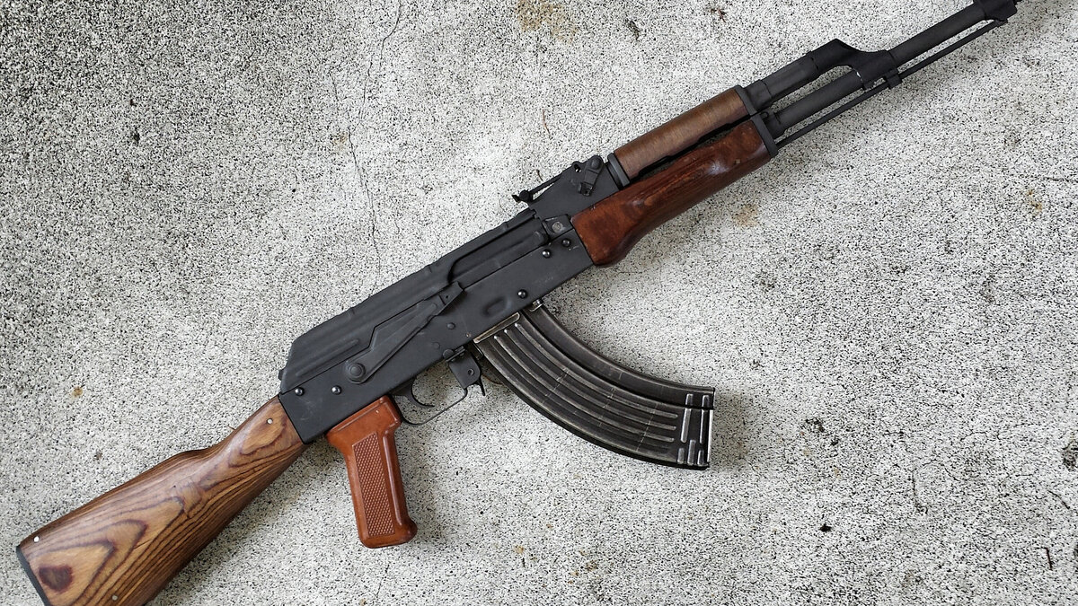 АК-47
