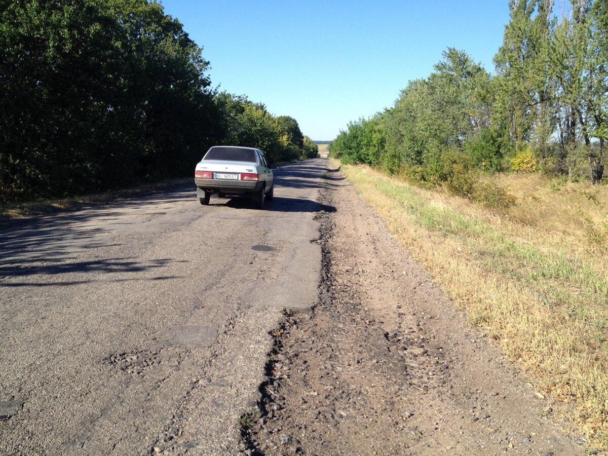 Решил пройти 22 километра - автостопом. Но из-за пандемии меня так никто и не подвез