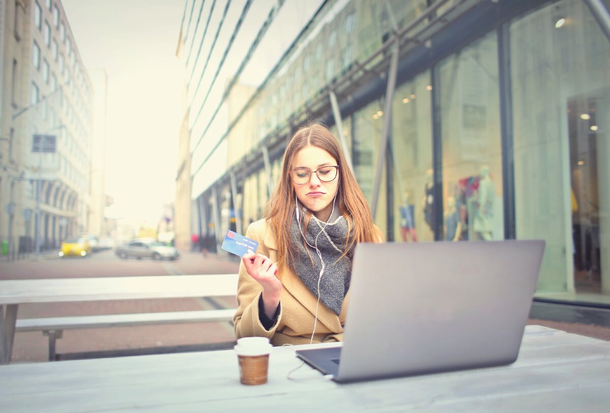 Кредитные карты Русского Стандарта — простое и быстрое оформление