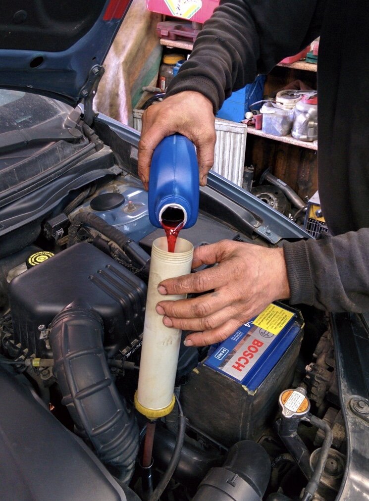 Замена масла Hyundai Elantra.