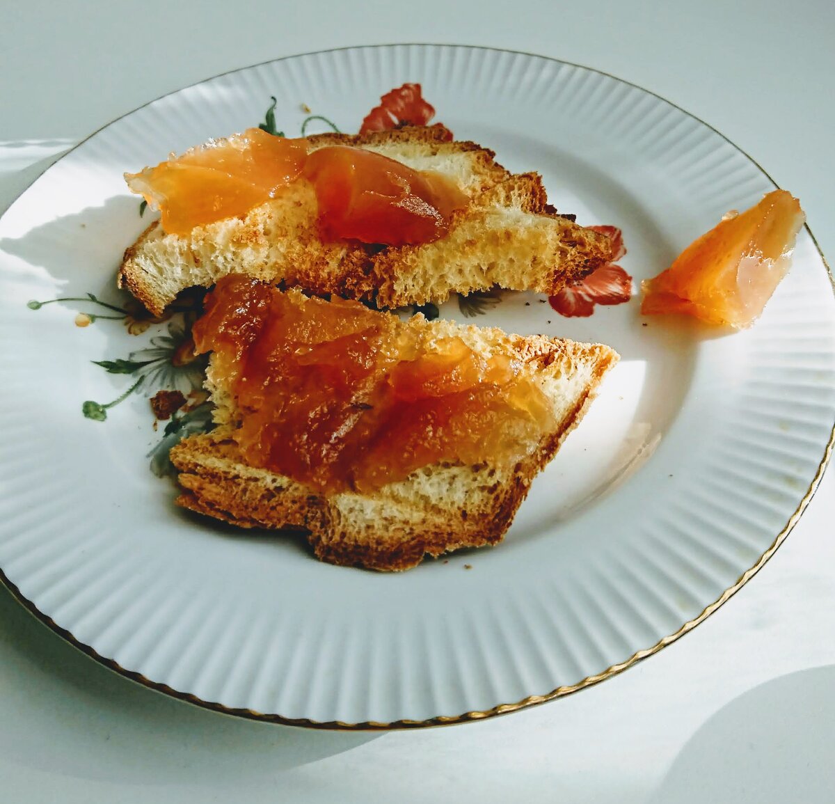 Тост с мармеладом - как в лучших домах!