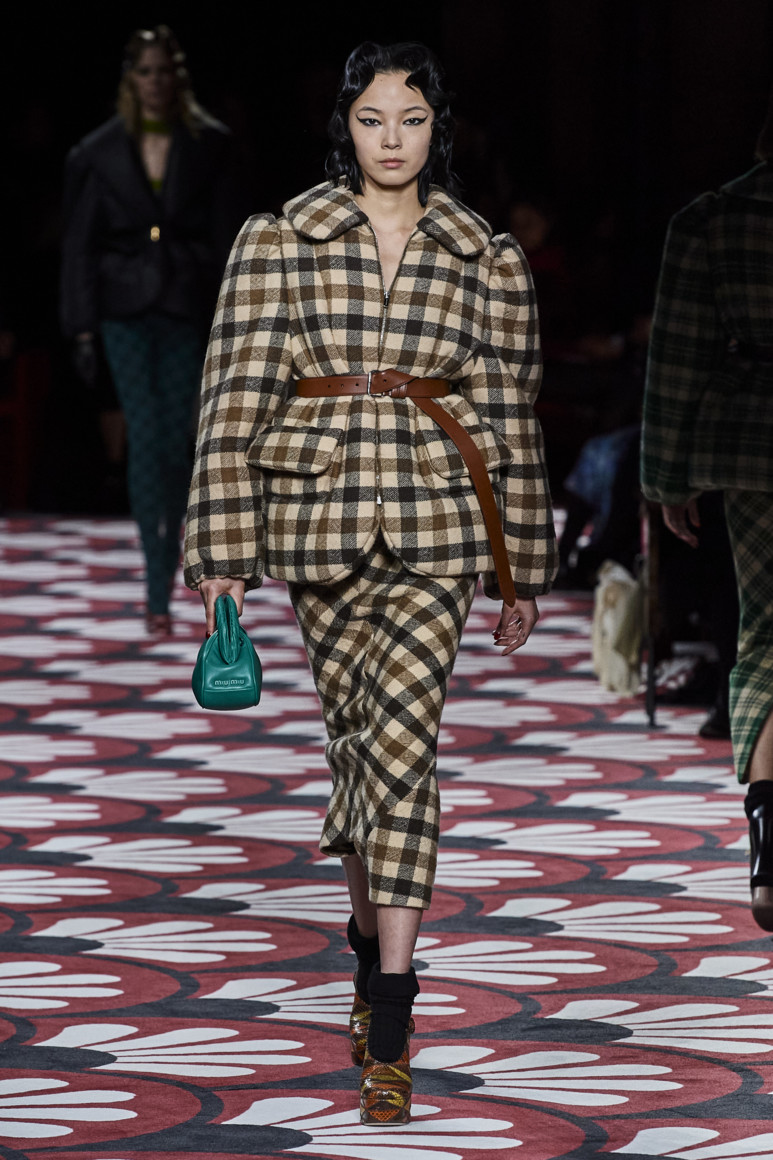 Miu Miu осень-зима 2020/2021. Фото с сайта https://vogue.ua/