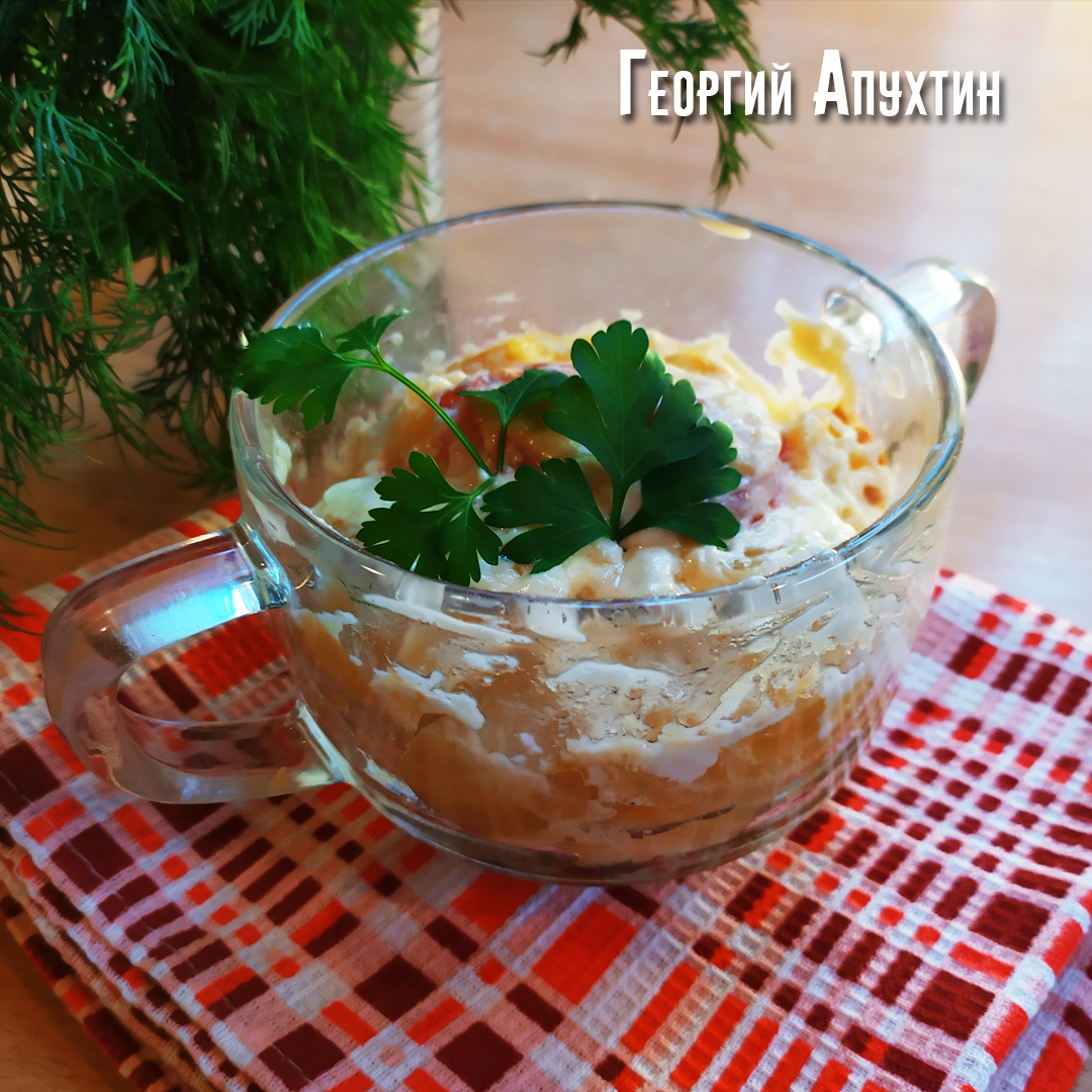 Картошка в чашке