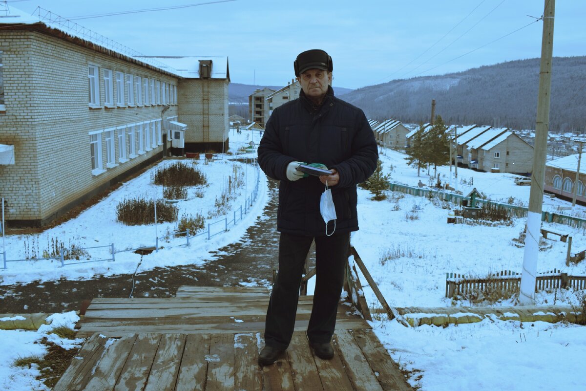 Первопроходец БАМа, участковый, Почётный гражданин городского поселения. Это всё о нём - о Николае Максимовиче Замулко