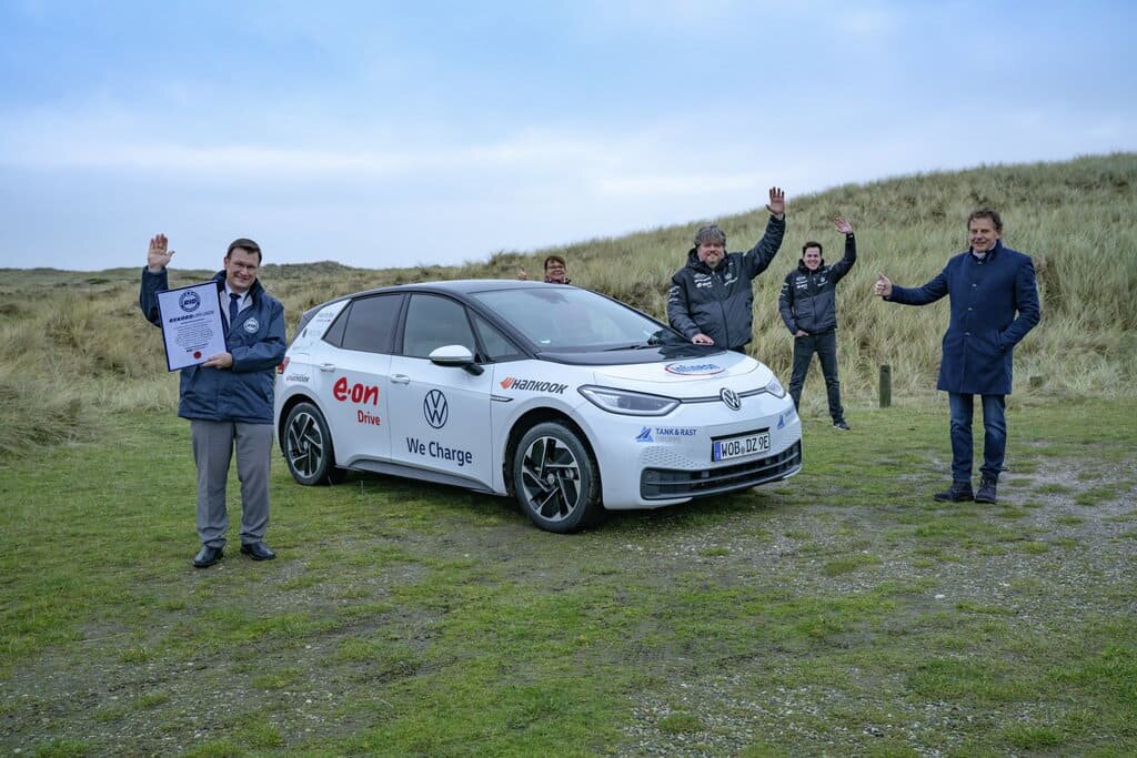 фото экипажа id3-deutschlandtour и Volkswagen