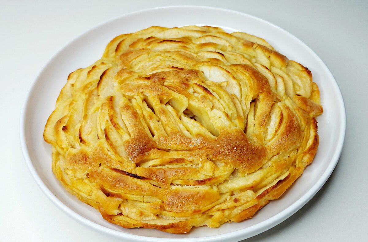 Французский яблочный пирог Невидимый много яблок, мало теста