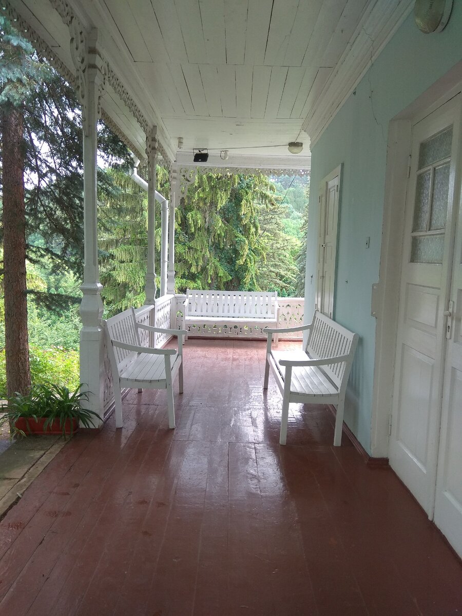 Усадьба Н. А. Ярошенко "Белая дача". Фото автора