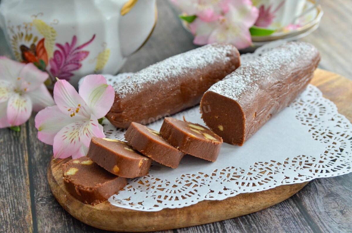 КЛАССИЧЕСКАЯ ШОКОЛАДНАЯ КОЛБАСКА ИЗ ПЕЧЕНЬЯ И КАКАО СО СГУЩЕНКОЙ | Вкусные  рецепты | Дзен