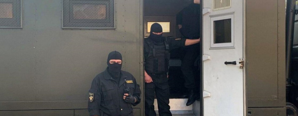 весьма добрые глаза...чикатило-стандарта