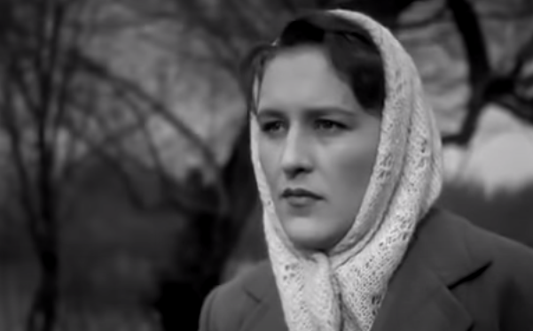 Александра (Нонна Мордюкова), кадр из фильма "Простая история" (1960)