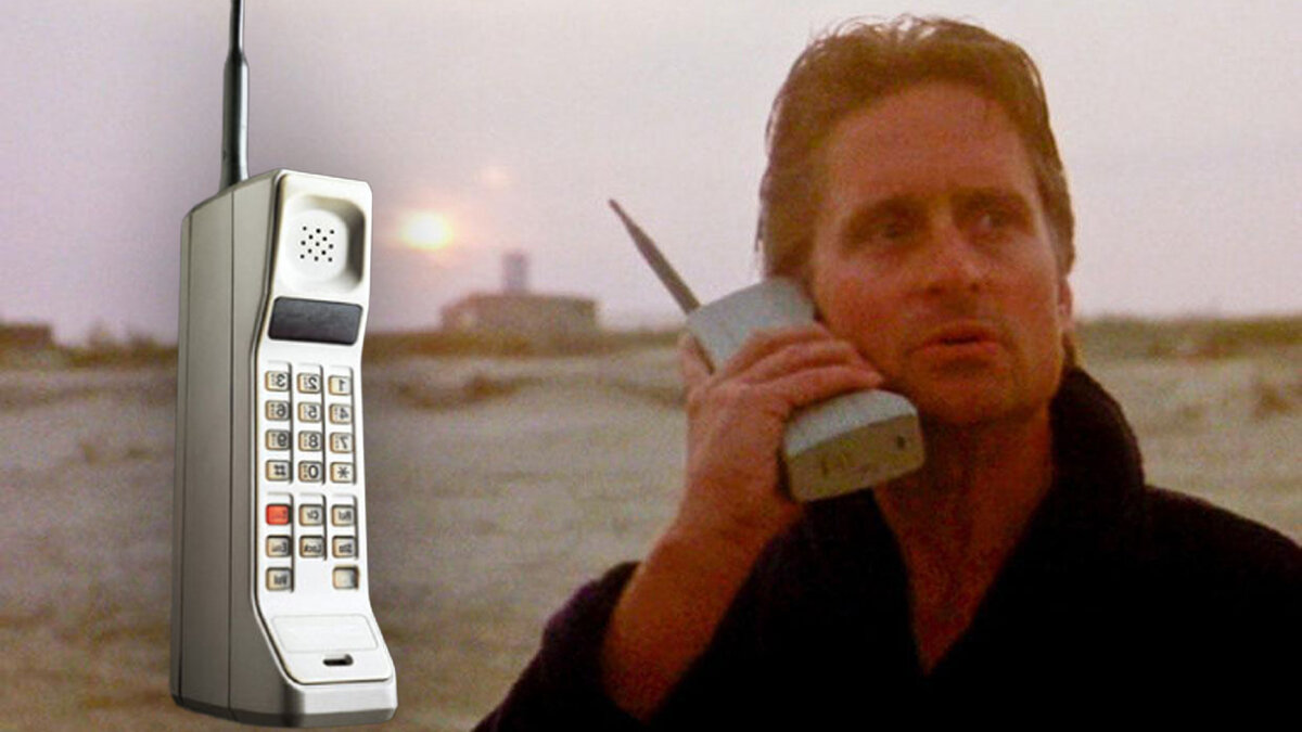 15 легендарных телефонов прошлого