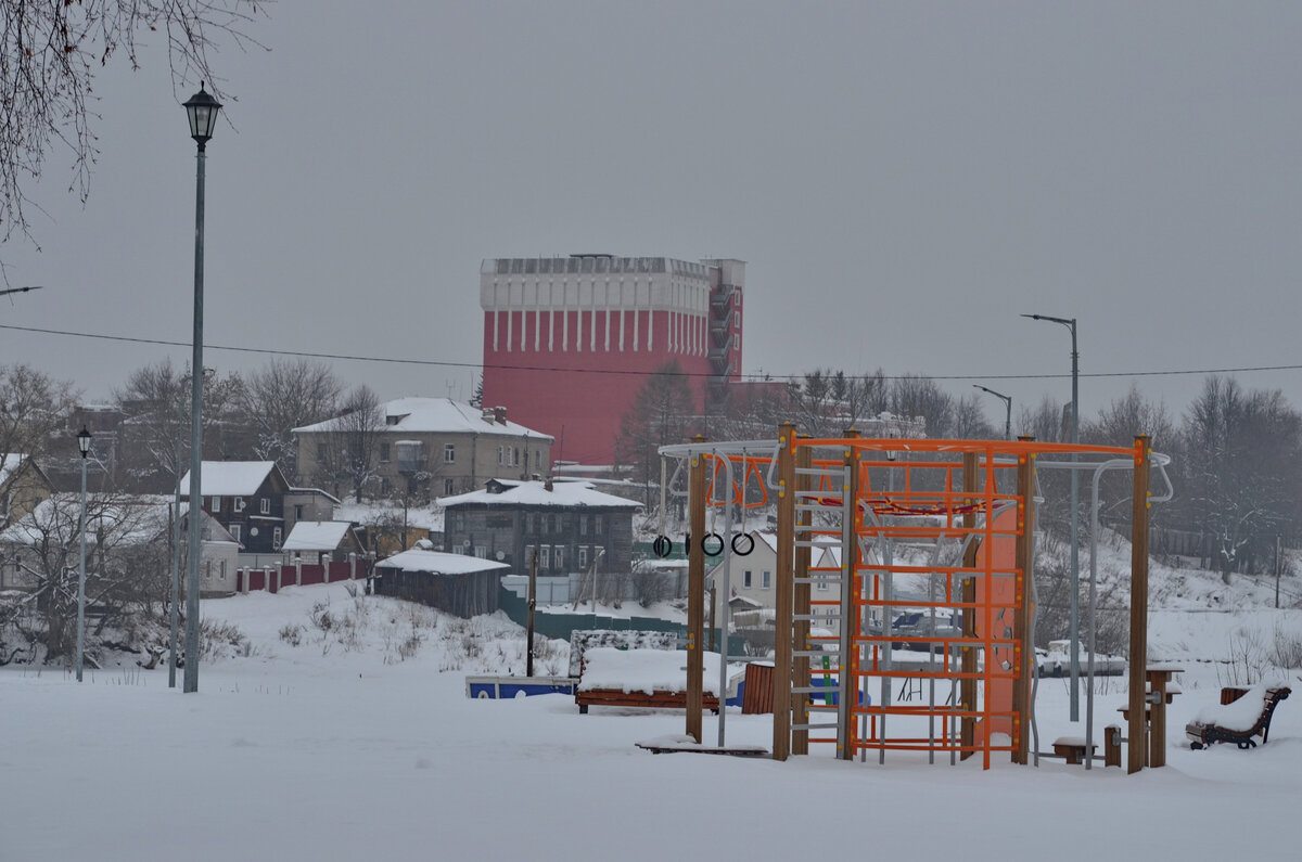 Благоустроенная набережная реки Кимрки