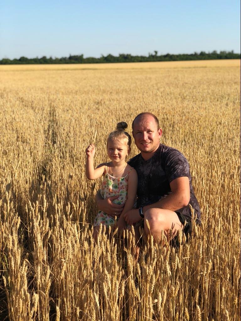 Иван Елисеев с дочерью