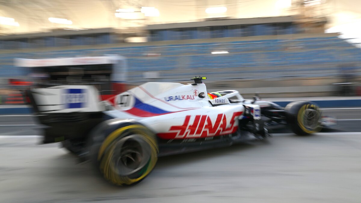 Haas на тестах. Фотография со свободной лицензией из официального Твиттер команды Haas