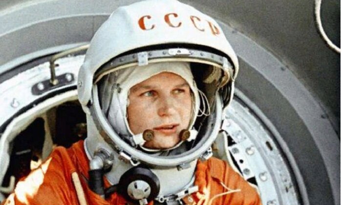 Валентина Терешкова стала первой женщиной-космонавтом